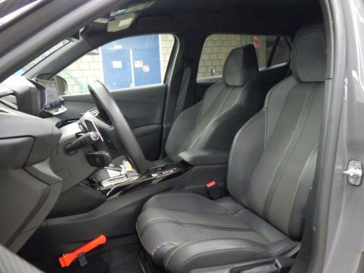 Peugeot 2008 1.2 Hybrid 136 GT Climate | Navigatie | Apple Carplay/Android Auto | Cruise | Apple Carplay/Andro... ActivLease financial lease
