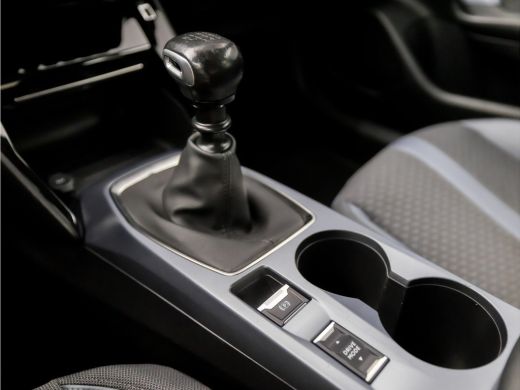 Peugeot 2008 1.2 PureTech Sport (VIRTUAL COCKPIT, APPLE CARPLAY, 360 CAMERA, GETINT GLAS, LEDER, SPORTSTOELEN,... ActivLease financial lease