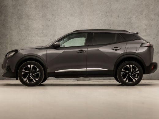 Peugeot 2008 1.2 PureTech Sport (VIRTUAL COCKPIT, APPLE CARPLAY, 360 CAMERA, GETINT GLAS, LEDER, SPORTSTOELEN,... ActivLease financial lease