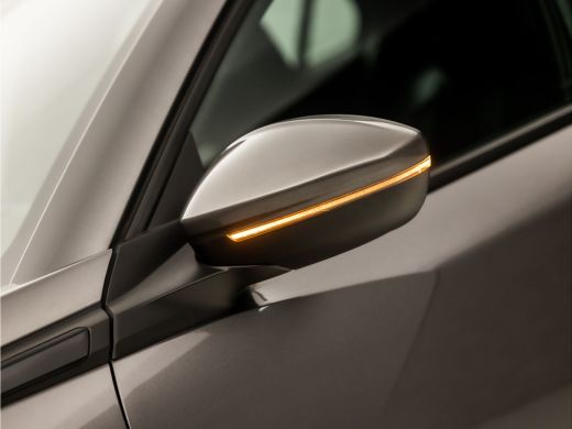 Peugeot 2008 1.2 PureTech Sport (VIRTUAL COCKPIT, APPLE CARPLAY, 360 CAMERA, GETINT GLAS, LEDER, SPORTSTOELEN,... ActivLease financial lease