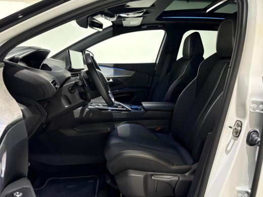 Peugeot 3008 1.2 130pk AUT GT|Black Line|Panodak|Carplay|Navi|Camera|ACC|Side assist|Lane Assist| ActivLease financial lease