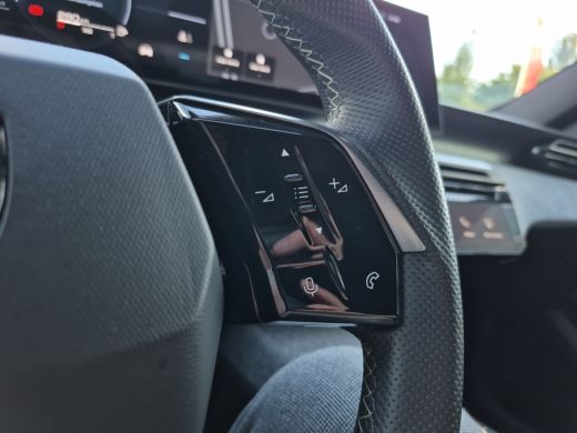 Peugeot 3008 1.2 Hybrid 136 GT Matrix LED | 360* camera | Stoel+Stuurverwarming | Adaptieve CC | ActivLease financial lease