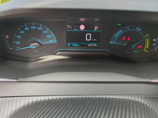 Peugeot e-208 EV Allure 50 kWh Climate | Cruise | Parkeersensoren | 3 Fase! | ActivLease financial lease