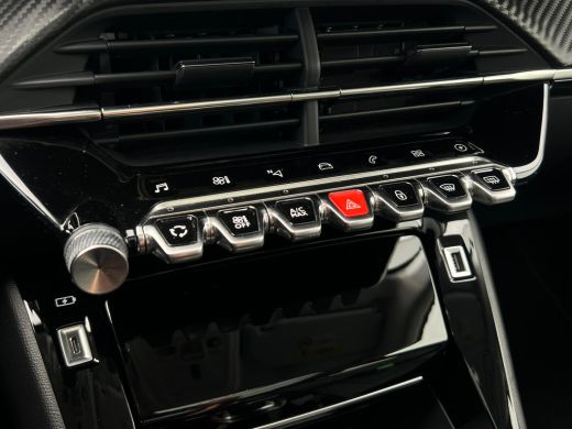 Peugeot e-208 EV Allure 50 kWh NL-AUTO | 1/2 LEDER | CAMERA | CARPLAY | ActivLease financial lease