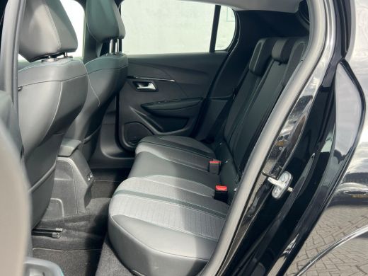 Peugeot e-208 EV Allure 50 kWh NL-AUTO | 1/2 LEDER | CAMERA | CARPLAY | ActivLease financial lease