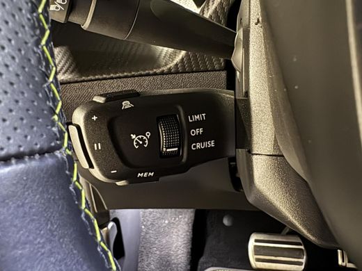 Peugeot e-208 EV GT Pack 50 kWh |3-Fase|Facelift|BTW|Camera|Adaptive Cruise|Carplay |Navigatie|Lane assist| ActivLease financial lease