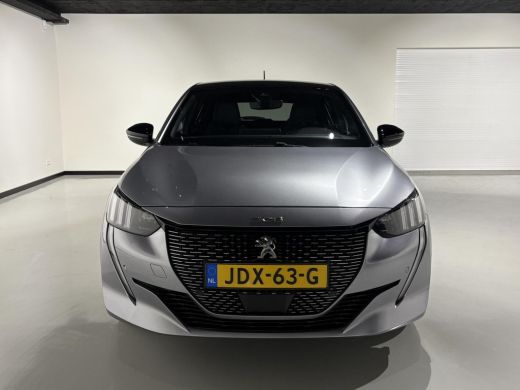 Peugeot e-208 EV GT Pack 50 kWh |3-Fase|Facelift|BTW|Camera|Adaptive Cruise|Carplay |Navigatie|Lane assist| ActivLease financial lease