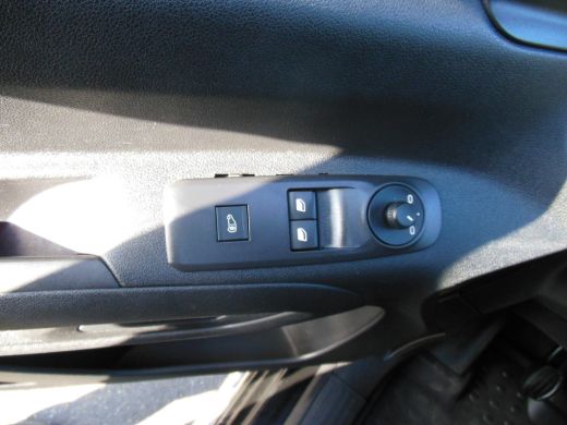 Peugeot Partner 1.6 BlueHDI Premium Prijs ex. b.t.w. Staat in Hoogeveen ActivLease financial lease