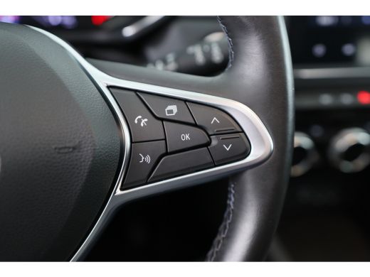 Renault Captur 1.0 TCe 100 Intens | Open dak | Navi | LED | Cruise Control | Keyless | Clima | Parkeersensoren |... ActivLease financial lease