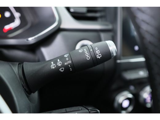 Renault Captur 1.0 TCe 100 Intens | Open dak | Navi | LED | Cruise Control | Keyless | Clima | Parkeersensoren |... ActivLease financial lease