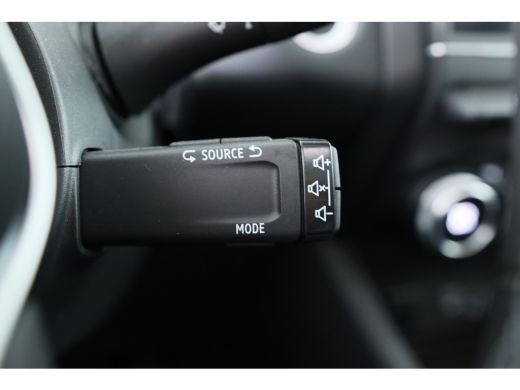 Renault Captur 1.0 TCe 100 Intens | Open dak | Navi | LED | Cruise Control | Keyless | Clima | Parkeersensoren |... ActivLease financial lease