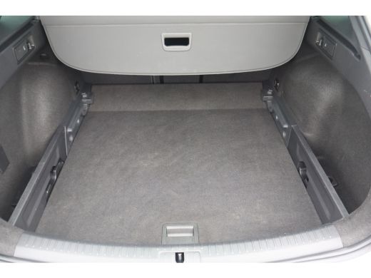 Seat Leon 150PK 1.5 TSI FR Business Intense | Achteruitrijcamera | Dodehoek detectie | Keyless start ActivLease financial lease