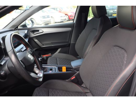 Seat Leon 149PK 1.5 TSI FR Business Intense | Achteruitrijcamera | Dodehoek detectie | Keyless start ActivLease financial lease