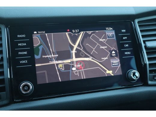Skoda Kodiaq 150PK 1.5 TSI Sportline Business 7p. | 2 stoelen op derde rij | Apple Carplay/Android Auto|telefo... ActivLease financial lease