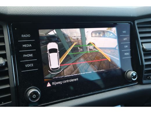 Skoda Kodiaq 149PK 1.5 TSI Sportline Business 7p. | 2 stoelen op derde rij | Apple Carplay/Android Auto|telefo... ActivLease financial lease