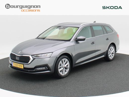 Skoda Octavia Combi 1.0 e-TSi 110 Pk Automaat Business Edition Plus | Trekhaak | Adaptive Cruise | Carplay | LE...