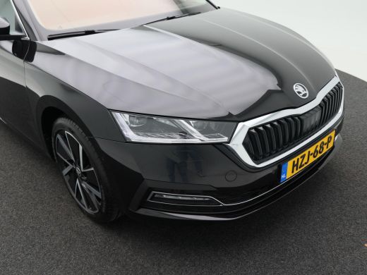 Skoda Octavia Combi 1.4 TSI iV PHEV 205 Pk Business Edition Plus | Trekhaak | Camera | Carplay | Adaptive Cruis... ActivLease financial lease