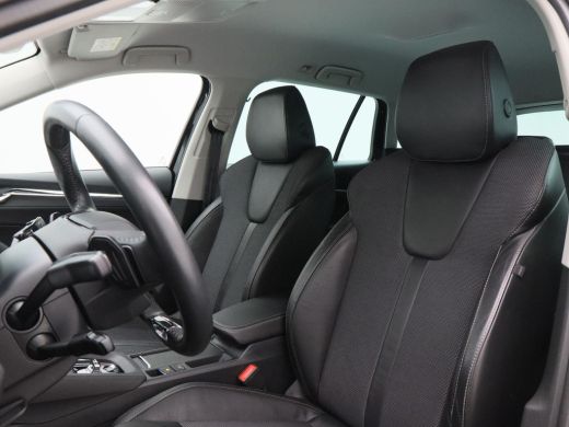 Skoda Octavia Combi 1.4 TSI iV PHEV 205 Pk Business Edition Plus | Trekhaak | Camera | Carplay | Adaptive Cruis... ActivLease financial lease