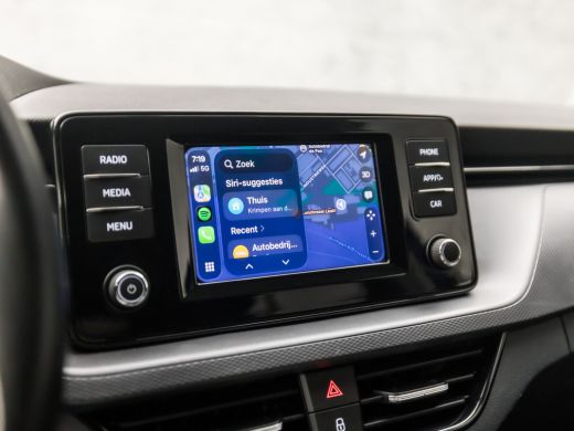 Skoda Scala 1.0 TSI Sport (APPLE CARPLAY, GETINT GLAS, SPORTSTOELEN, LED KOPLAMPEN, DAB+, NIEUWSTAAT) ActivLease financial lease