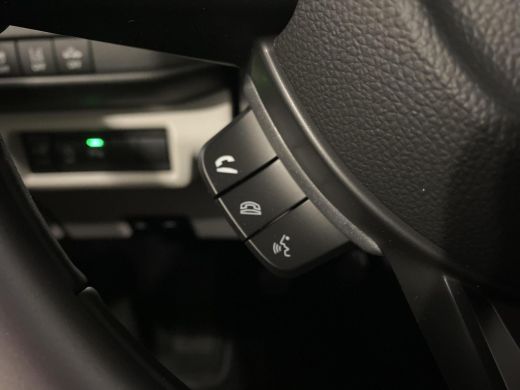 Suzuki Swift 1.2 Style Smart Hybrid | Automaat | Direct uit voorraad leverbaar | Climate control | Navi | Lich... ActivLease financial lease