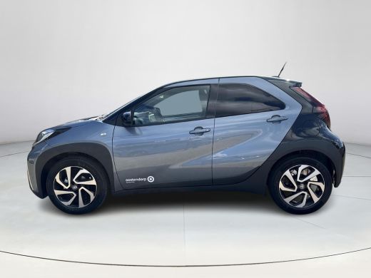 Toyota Aygo 1.0 VVT-i MT Pulse **ADAPTIEF CRUISE CONTROL/ AUTOMATISCHE DIMLICHTEN/ APPLE CARPLAY/ LM VELGEN** ActivLease financial lease