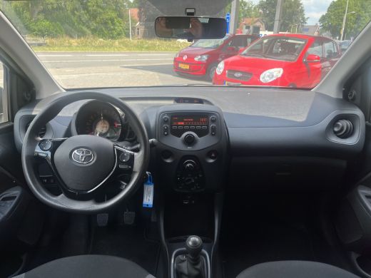 Toyota Aygo 1.0 VVT-i x-fun Staat in De Krim ActivLease financial lease