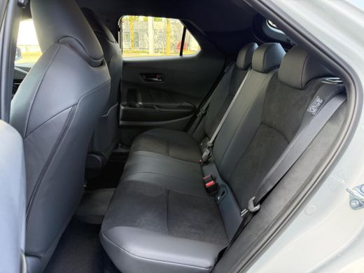 Toyota C-HR 2.0 Plug-in Hybrid 220 GR SPORT **NIEUWE AUTO/ DIRECT LEVERBAAR** ActivLease financial lease