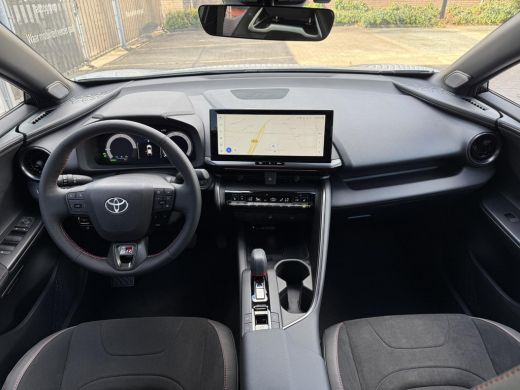 Toyota C-HR 2.0 Plug-in Hybrid 220 GR SPORT **NIEUWE AUTO/ DIRECT LEVERBAAR** ActivLease financial lease
