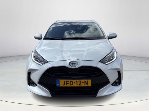 Toyota Yaris 1.5 Hybrid 115 Dynamic **KEYLESS/ ADAPTIEF CRUISE CONTROL/ NAVIGATIE/ APPLE CARPLAY** ActivLease financial lease