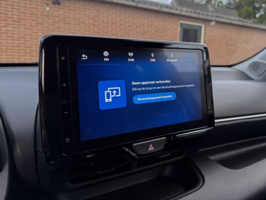 Toyota Yaris 1.5 Hybrid 115 First Edition - Apple Carplay, Airco, Achteruitrijcamera, Adap. Cruise! ActivLease financial lease
