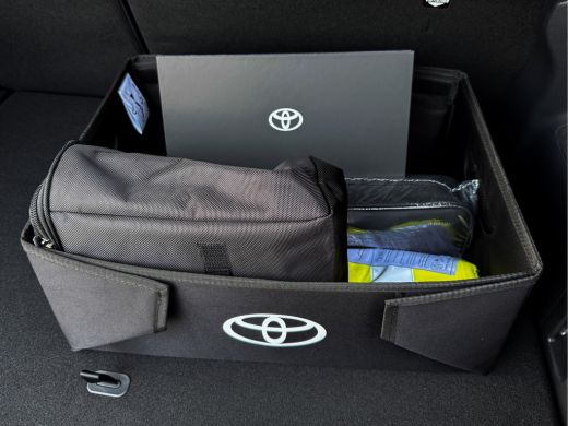 Toyota Yaris 1.5 Hybrid 115 First Edition - Apple Carplay, Airco, Achteruitrijcamera, Adap. Cruise! ActivLease financial lease