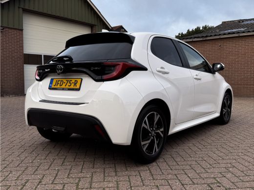 Toyota Yaris 1.5 Hybrid 115 First Edition - Apple Carplay, Airco, Achteruitrijcamera, Adap. Cruise! ActivLease financial lease