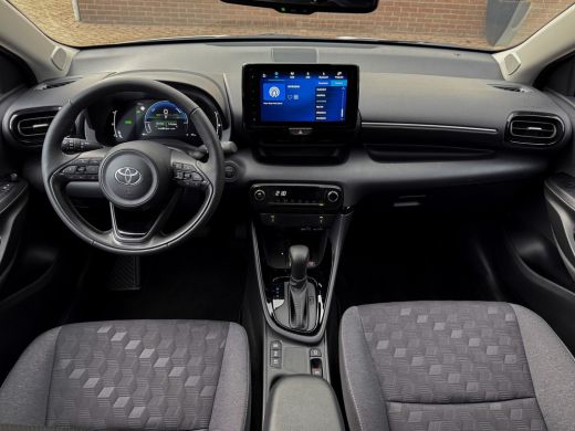 Toyota Yaris 1.5 Hybrid 115 First Edition - Apple Carplay, Airco, Achteruitrijcamera, Adap. Cruise! ActivLease financial lease