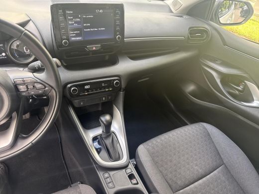 Toyota Yaris 1.5 Hybrid Tech Edition | 06-10141018 Voor meer informatie ActivLease financial lease