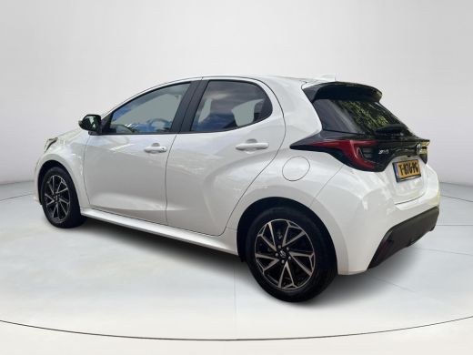 Toyota Yaris 1.5 Hybrid Tech Edition | 06-10141018 Voor meer informatie ActivLease financial lease