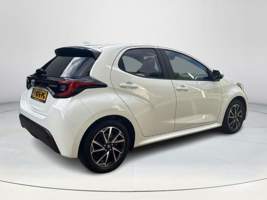 Toyota Yaris 1.5 Hybrid Tech Edition | 06-10141018 Voor meer informatie ActivLease financial lease