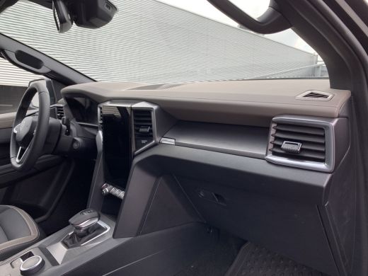 Volkswagen Amarok 3.0 TDI 4Motion Plus Cab (2 zits) Aventura 240PK automaat | led matrix | Harman Kardon ActivLease financial lease