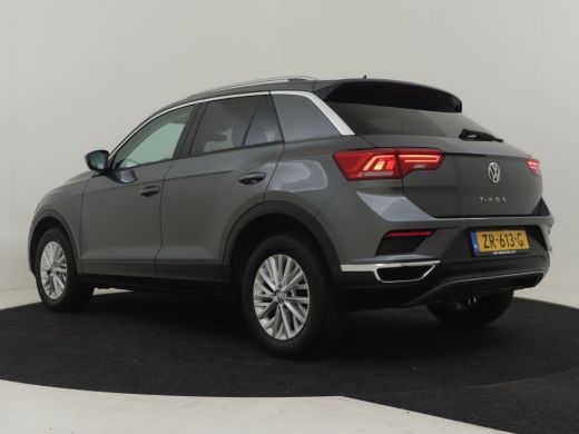 Volkswagen T-Roc 1.0 TSI Style Business 116pk | Apple Carplay Android Auto | Cruise control adaptief | Navigatie F... ActivLease financial lease