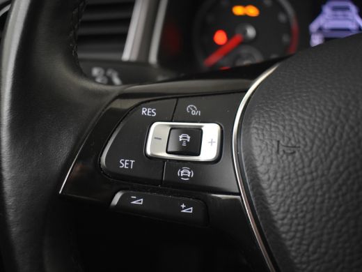 Volkswagen T-Roc 1.0 TSI Style Business 116pk | Apple Carplay Android Auto | Cruise control adaptief | Navigatie F... ActivLease financial lease