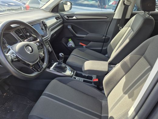 Volkswagen T-Roc 1.0 TSI Style Business 116pk | Apple Carplay Android Auto | Cruise control adaptief  | Navigatie ... ActivLease financial lease