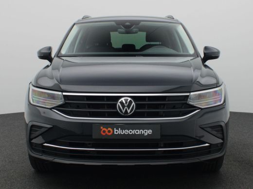 Volkswagen Tiguan 1.4 TSI e-hybrid Life Business 245PK DSG Led koplampen, adaptive cruise met travel assist, side a... ActivLease financial lease