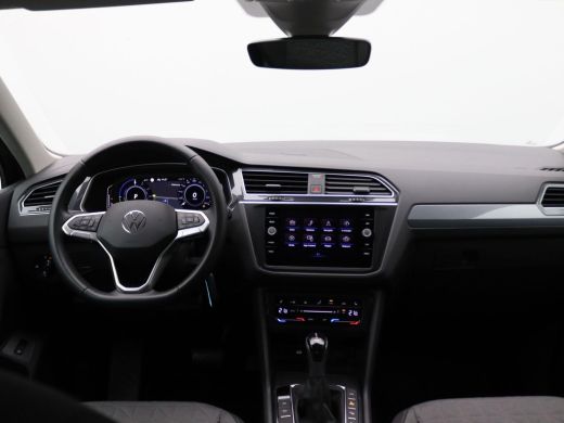 Volkswagen Tiguan 1.4 TSI e-hybrid Life Business 245PK DSG Led koplampen, adaptive cruise met travel assist, side a... ActivLease financial lease