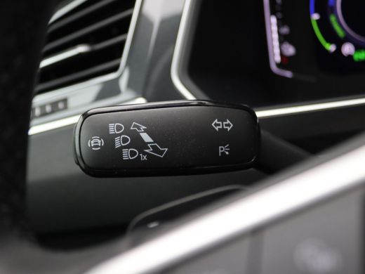 Volkswagen Tiguan 1.4 TSI e-hybrid Life Business 245PK DSG Led koplampen, adaptive cruise met travel assist, side a... ActivLease financial lease
