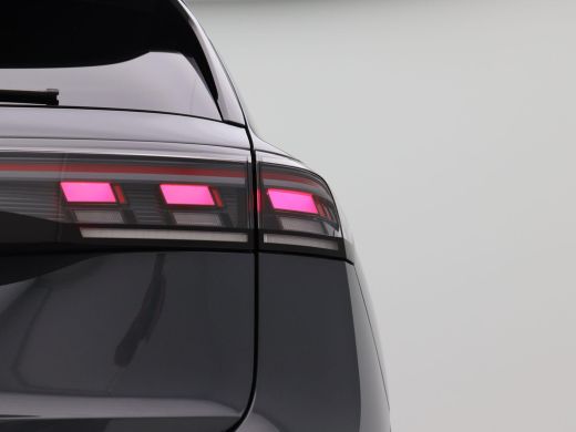Volkswagen Tiguan 1.5 eHybrid 205 Pk Life Edition | 360° Camera | Panorama Dak | Carplay | Elektrische Stoelen | Pa... ActivLease financial lease