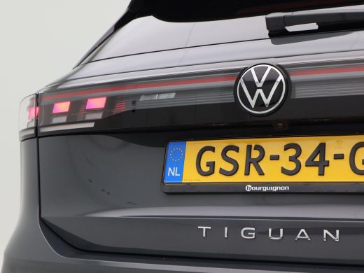 Volkswagen Tiguan 1.5 eHybrid 205 Pk Life Edition | 360° Camera | Panorama Dak | Carplay | Elektrische Stoelen | Pa... ActivLease financial lease