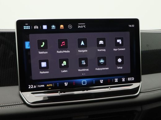 Volkswagen Tiguan 1.5 eHybrid 205 Pk Life Edition | 360° Camera | Panorama Dak | Carplay | Elektrische Stoelen | Pa... ActivLease financial lease