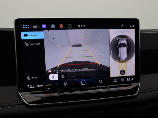 Volkswagen Tiguan 1.5 eHybrid 205 Pk Life Edition | 360° Camera | Panorama Dak | Carplay | Elektrische Stoelen | Pa... ActivLease financial lease