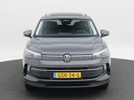 Volkswagen Tiguan 1.5 eHybrid 205 Pk Life Edition | 360° Camera | Panorama Dak | Carplay | Elektrische Stoelen | Pa... ActivLease financial lease
