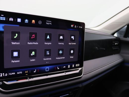 Volkswagen Tiguan 1.5 eHybrid Life Edition 204PK DSG Trekhaak, Adaptieve Cruise Controle, Elektr. Achterklep, Side ... ActivLease financial lease