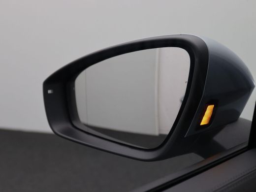 Volkswagen Tiguan 1.5 eHybrid Life Edition 204PK DSG Trekhaak, Adaptieve Cruise Controle, Elektr. Achterklep, Side ... ActivLease financial lease